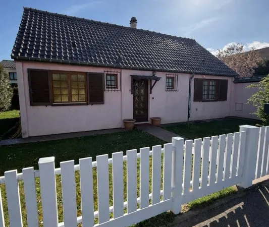 Maison individuelle T6 de 132m2 sur 5,28ares.