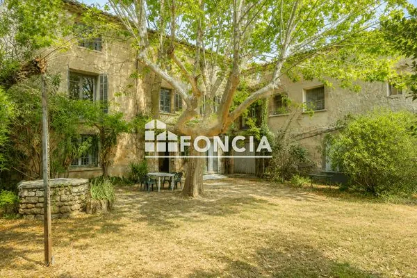 Maison 17 pièces 310 m²