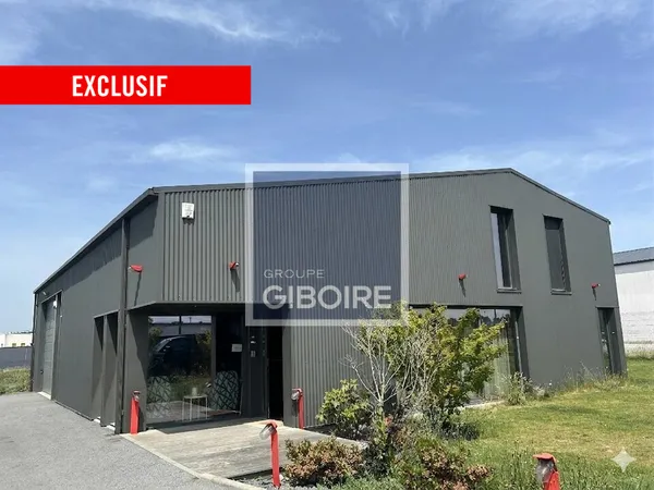 Local industriel 255 m²