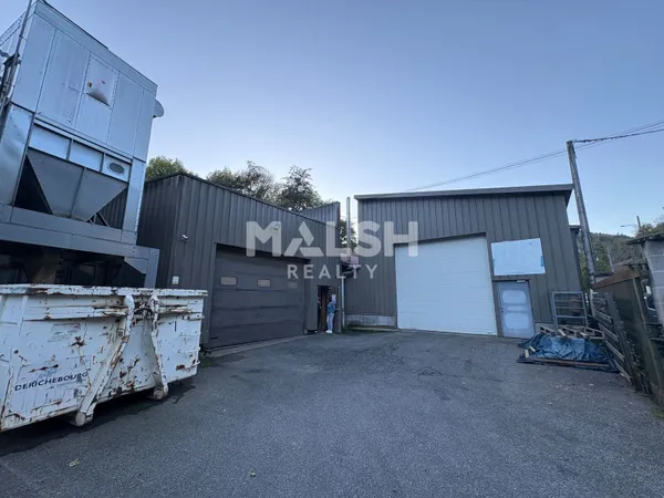 Local industriel 1334 m²