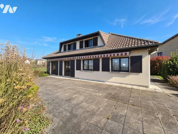 Maison 8 pièces 126 m²