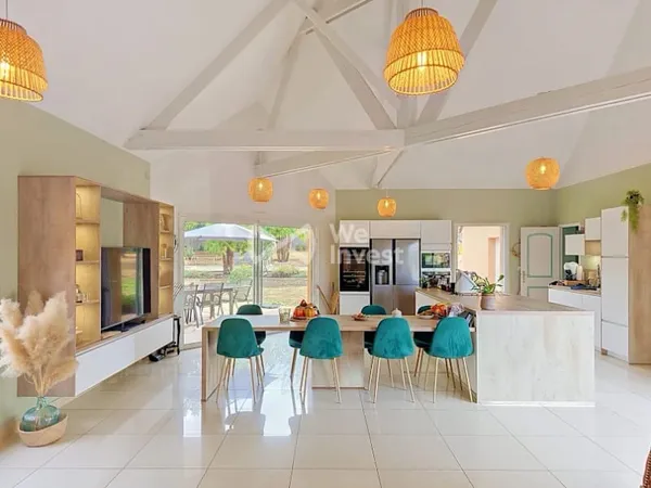 Maison 8 pièces 200 m²