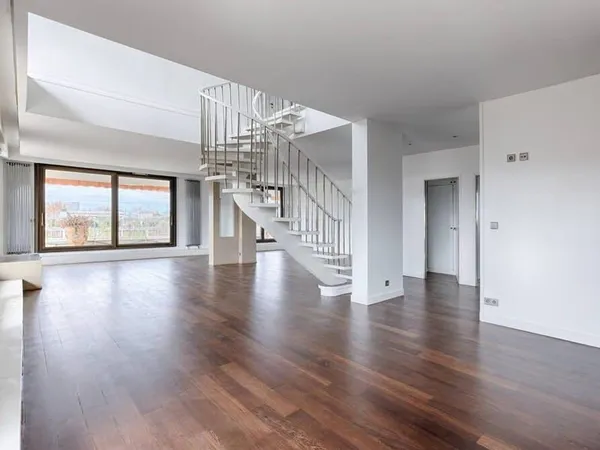 Appartement 5 pièces 203 m²
