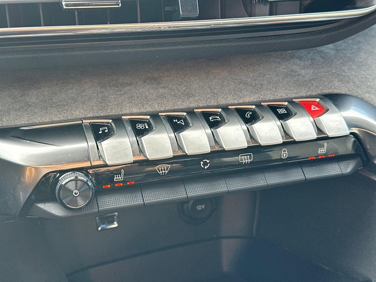 Peugeot 5008 puretech 130ch s&s eat8 gt — photo 28