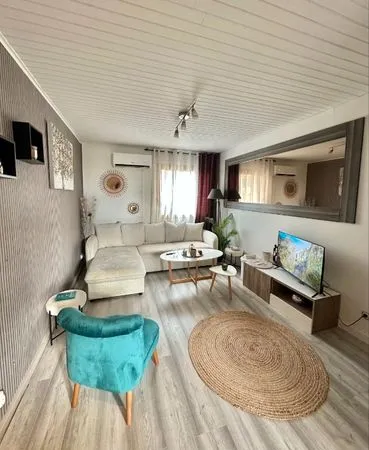 Appart F3 avec terrasse
