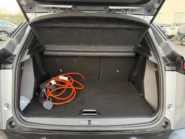 Peugeot 2008 electrique 54 kwh 156 ch — photo 6
