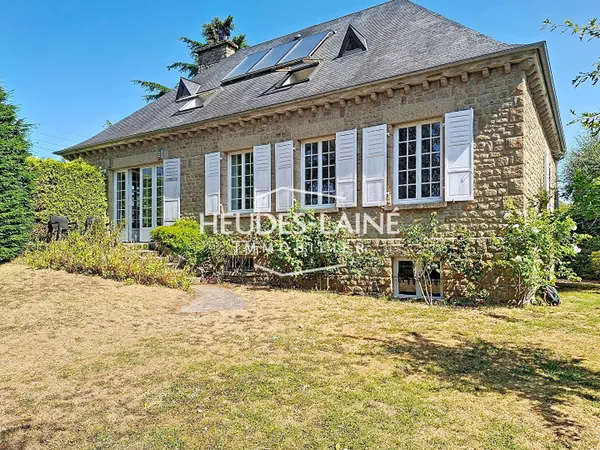 Maison 198 m2 - 6 pièces - 50300 Avranches