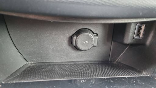 Peugeot 308 1.2 PureTech 110 - Allure – 2018 – 112497 km – Essence – Boîte Manuelle — photo 5