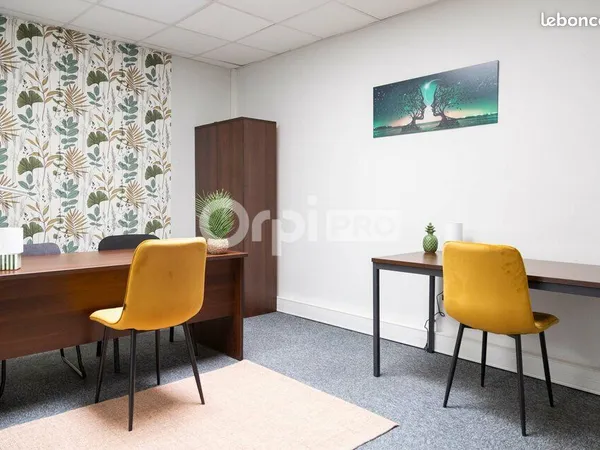 Bureau 140 m²