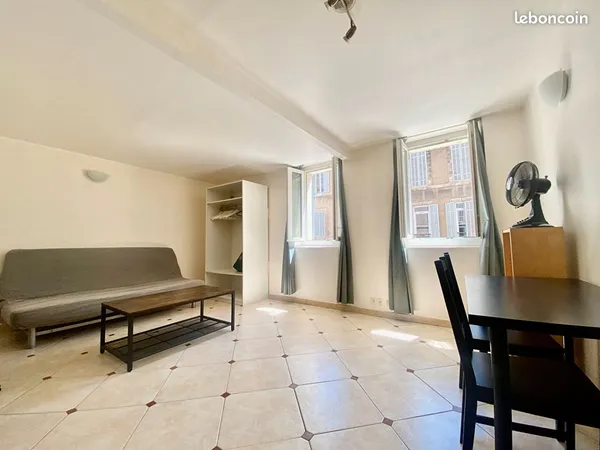 Studio 1 pièce 35 m²