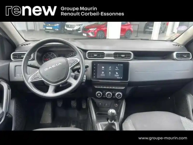 Dacia Duster 1.0 eco-g 100ch  journey + 4x2 — photo 12