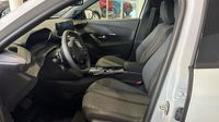 Peugeot 2008 1.2 Hybrid 110ch Allure e-DCS6 — photo 12