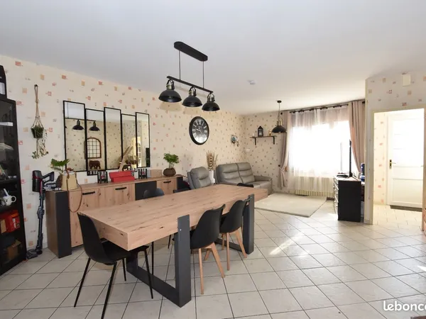 AILLY-SUR-SOMME, maison de ville 3 chambres avec jardin :