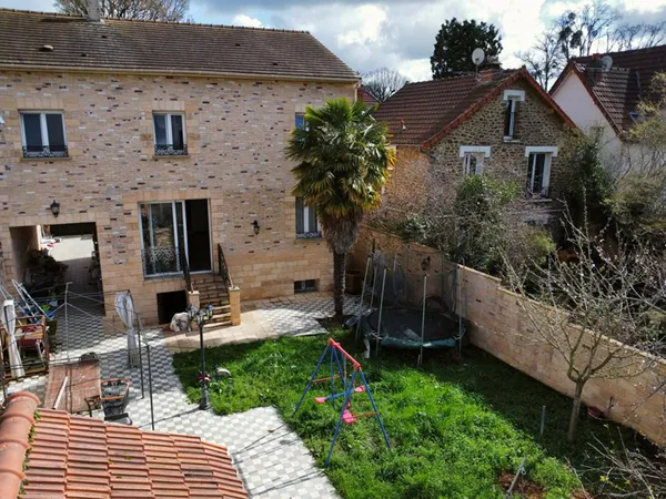 Maison Sainte-Geneviève-des-Bois 7 pièces 150 m²