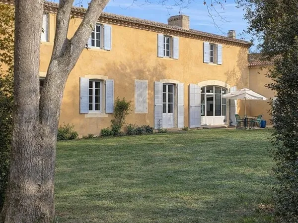 "Vivez en grand à Mirande : Une demeure d'exception qui s'autofinance