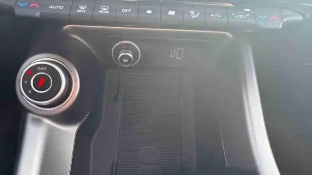 Alfa Romeo Tonale 1.3 hybride rechargeable phev 280ch at6 e-q4 — photo 24