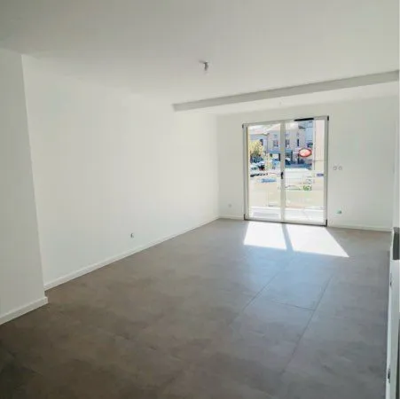 Appartement T3 avec terrasse