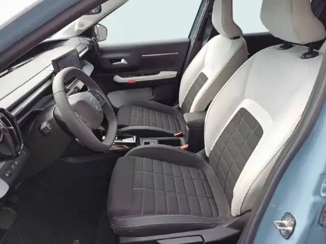 Citroën C3 hybride 110 ch automatique — photo 11