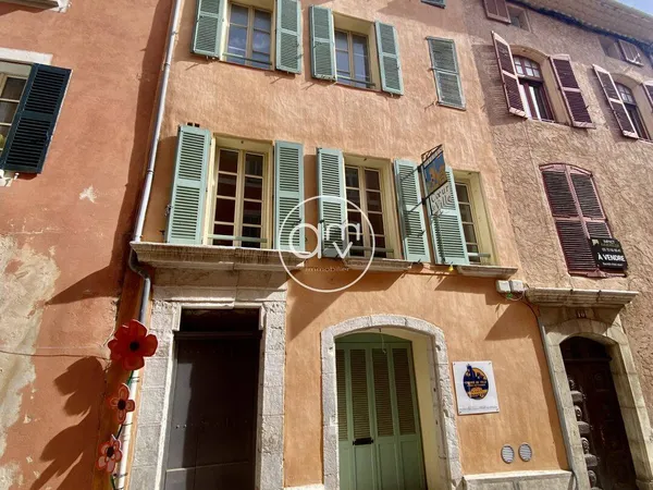 Local commercial 48 m²
