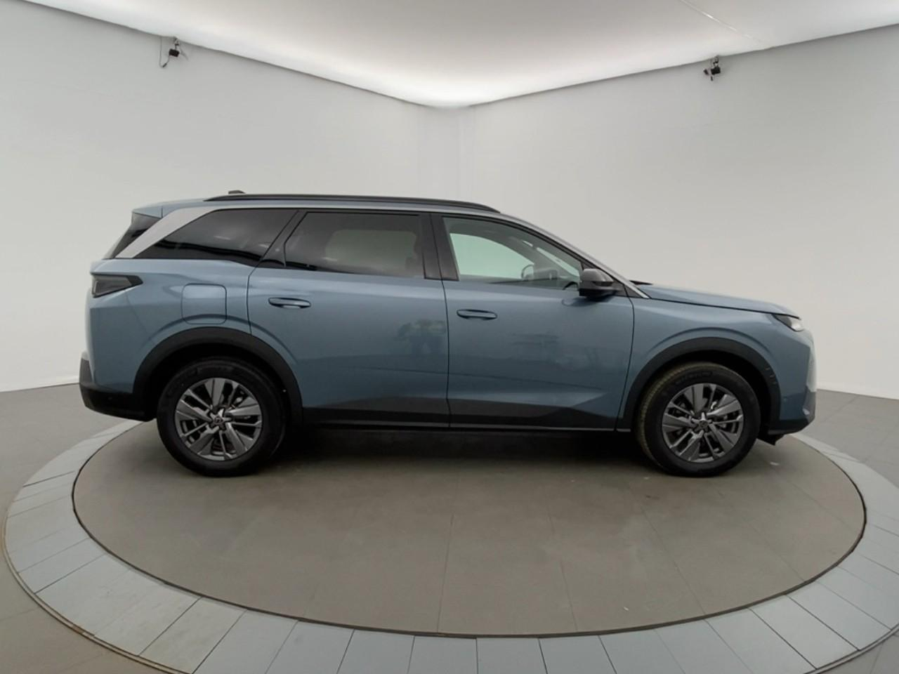 Peugeot 5008 hybrid 145 ch e-dcs6 allure — photo 4