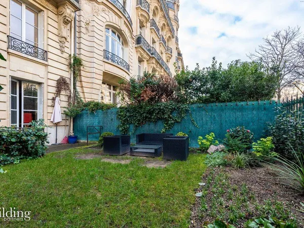 Appartement 4 pièces 146 m²