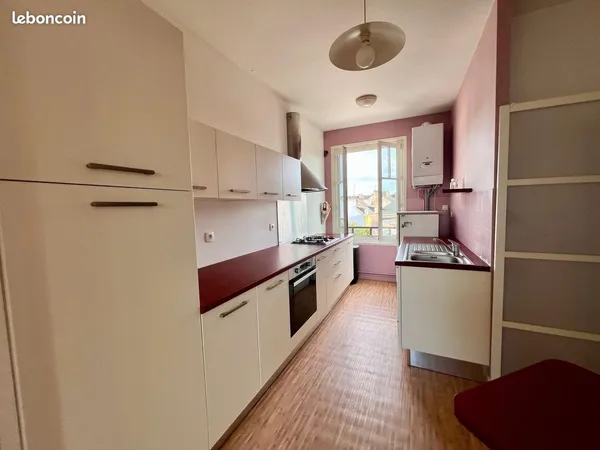 Appartement centre ville à Merville