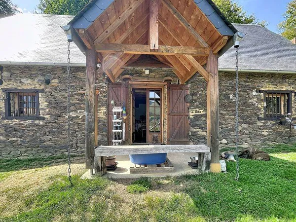 Grange 2 pièces 90 m²