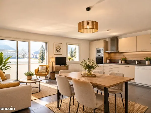 T3 71 m² - Terrasse plein sud - Gare à 1 min - 280 000