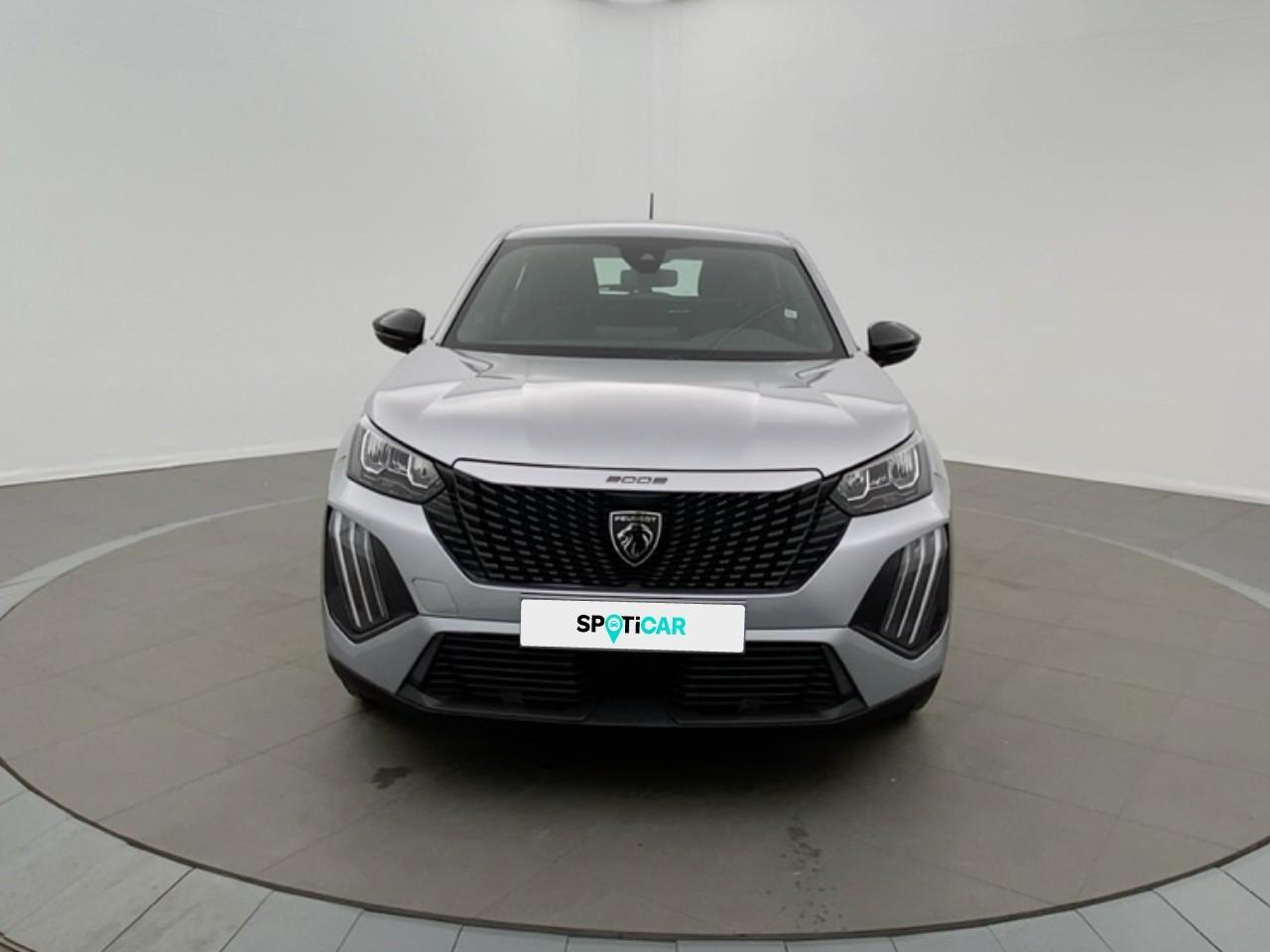 Peugeot 2008 hybrid 145 e-dcs6 style — photo 2