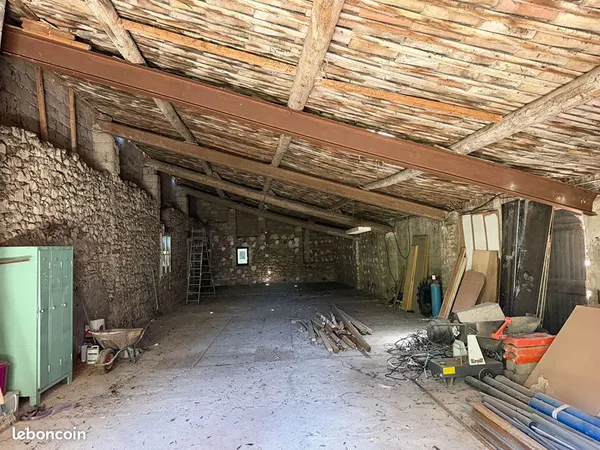 Maison 1 pièce 186 m²