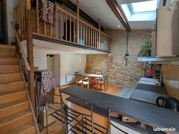Loue jolie maison de village