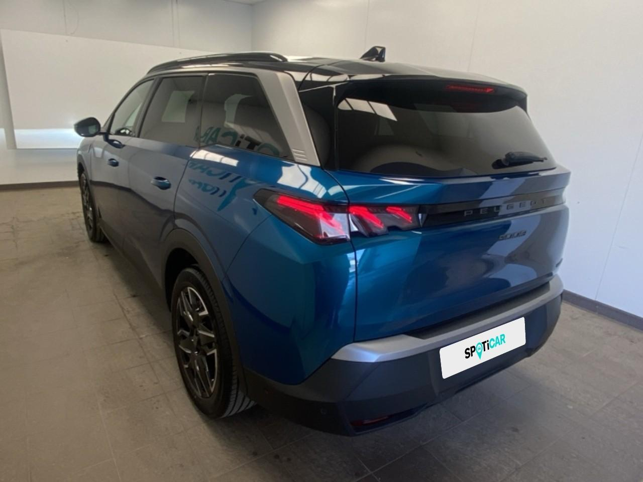 Peugeot 5008 hybrid 136 e-dcs6 gt — photo 7