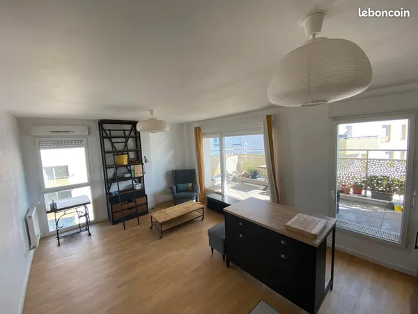 T2 meublé lumineux 45 m² + balcon 8 m² + parking - Nanterre centre/Université