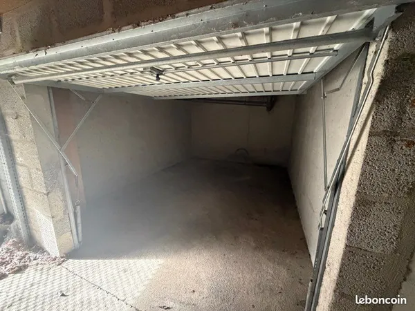 Garage box fermé