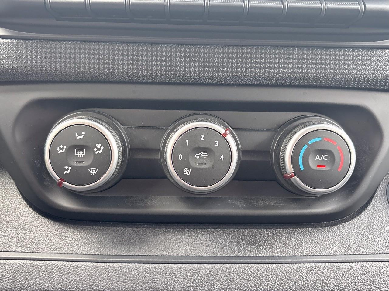 Renault Trafic l2 2.0 blue dci 150ch s&s zen 8 places — photo 22
