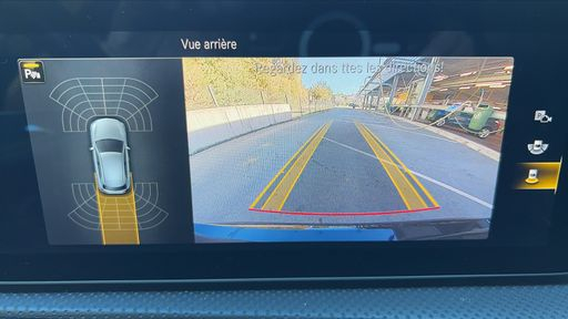 Mercedes Classe A 200 163 7G-DCT - AMG Line – 2018 – 98210 km – Essence – Boîte Automatique — photo 13