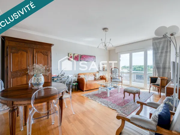 T4 Spacieux, lumineux, dernier étage avec balcon, vue dégagée, garage