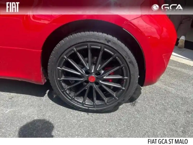 Abarth 500 1.4 turbo t-jet 180ch 695 my23 — photo 4