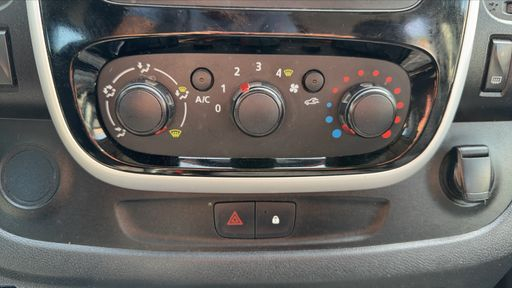 Renault Trafic 1.6 dCi 120 - L2h1 Grand Confort – 2019 – 141705 km – Diesel – Boîte Manuelle — photo 13