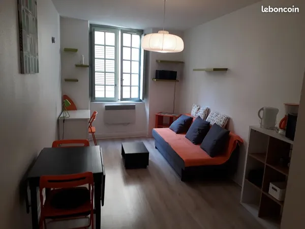 Studio meublé et équipé à Avignon intra-muros