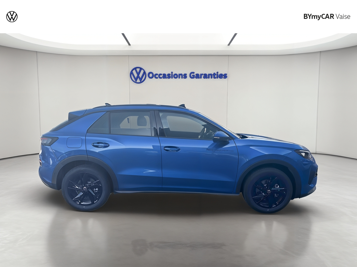 Volkswagen T-Roc 1.5 eTSI EVO2 Hybrid 116 ch DSG7 — photo 6