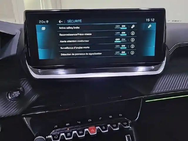Peugeot 2008 puretech 130 s&amp;s eat8 — photo 31
