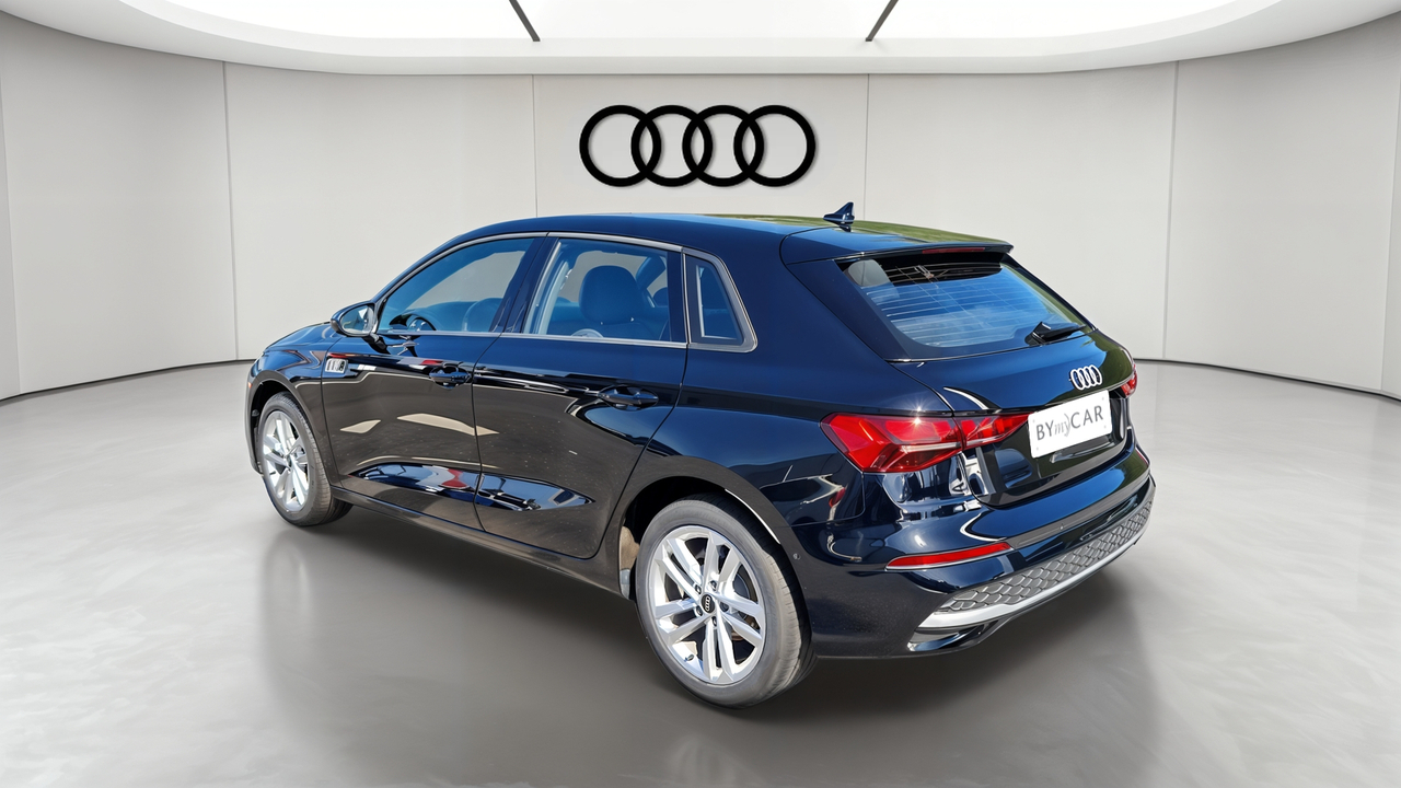 Audi A3 Sportback TFSI Mild Hybrid 116 S tronic 7 — photo 3