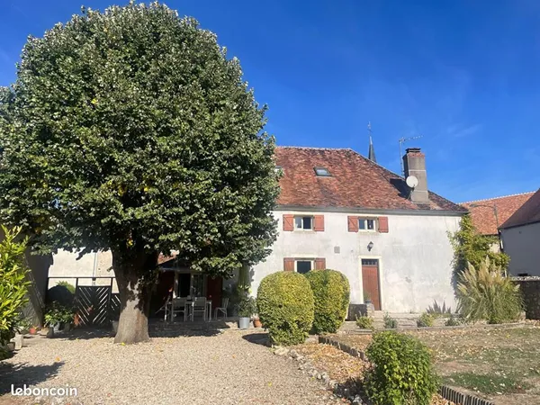 Maison 9 pièces 222 m²