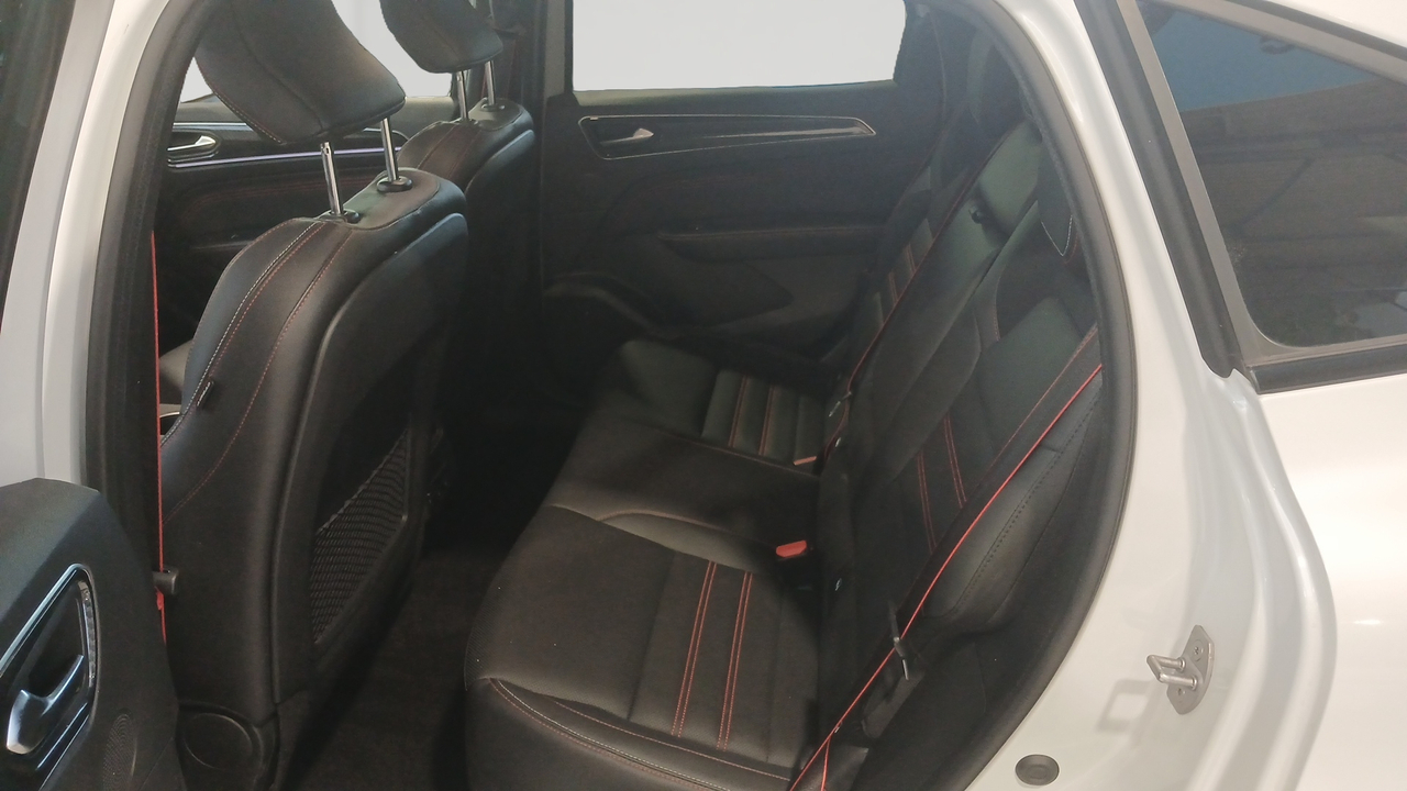 Renault Arkana E-Tech 145 - 21B — photo 12