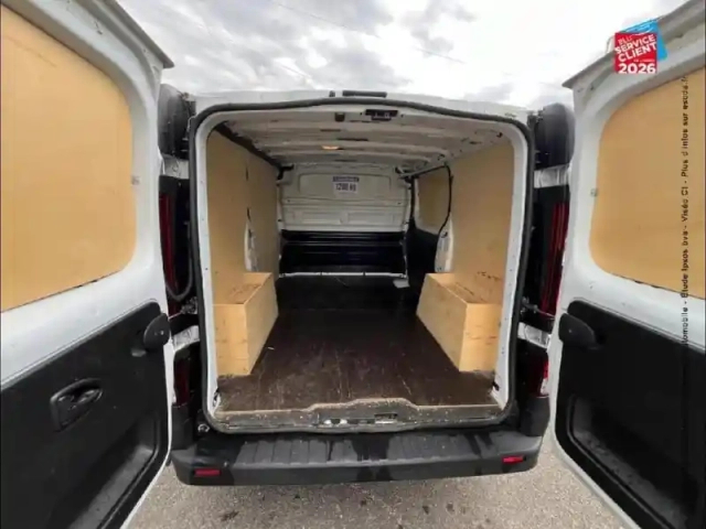 Renault Trafic fg l1h1 3t 2.0 blue dci 130ch confort e6e — photo 7