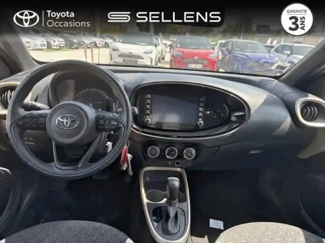 Toyota Aygo X 1.0 vvt-i 72ch air design s-cvt my23 — photo 8