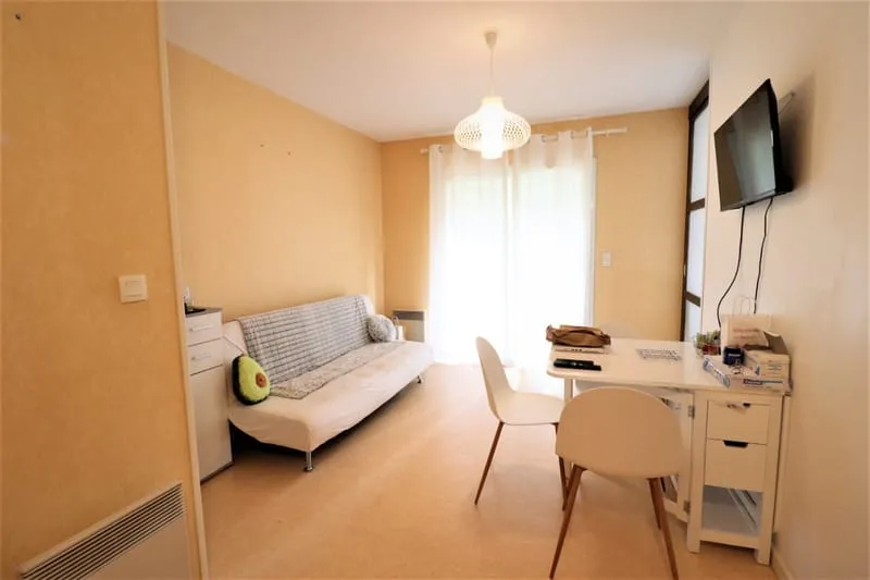 Photo 3