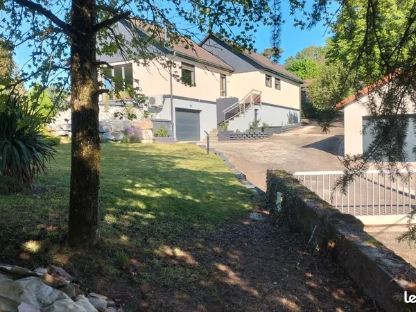 à vendre maison de plain-pied rénover avec soin dans un cadre champêtre à chevroz 25870 à quelques m