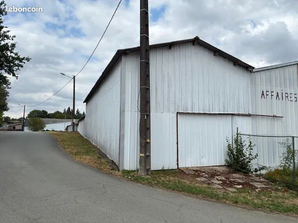 Location bâtiment 140 m2